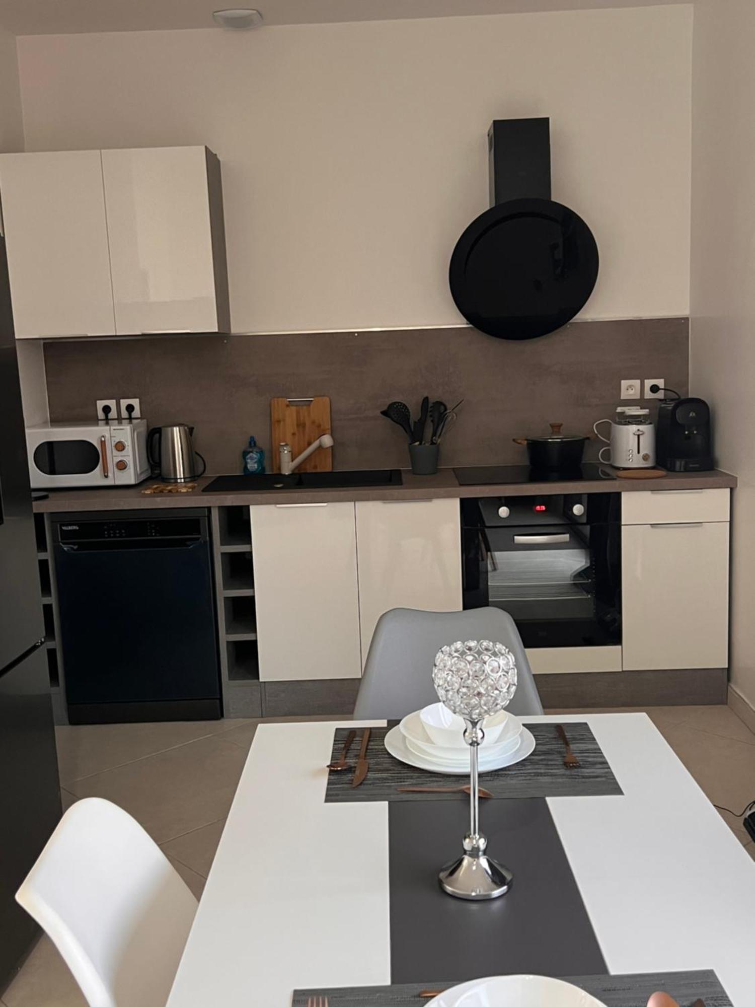 Residence Mk Evasion Jonzac Esterno foto